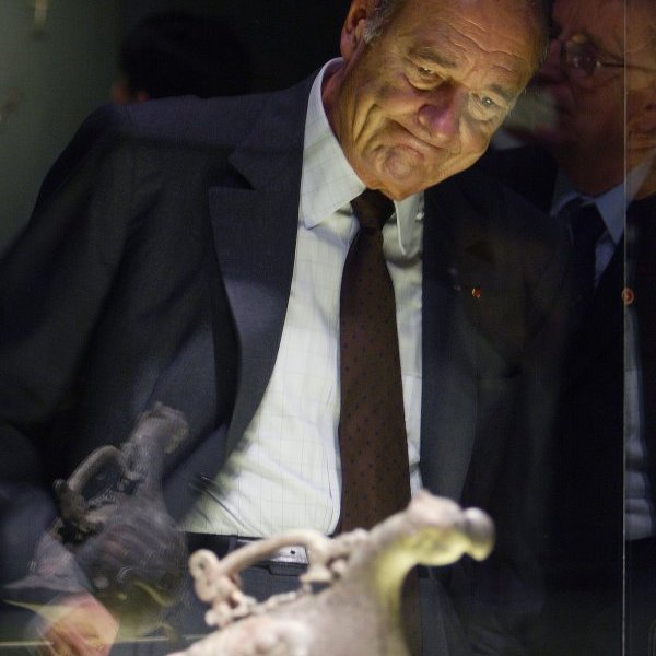 Jacques CHIRAC at the museum