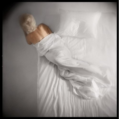 Marilyn hiding