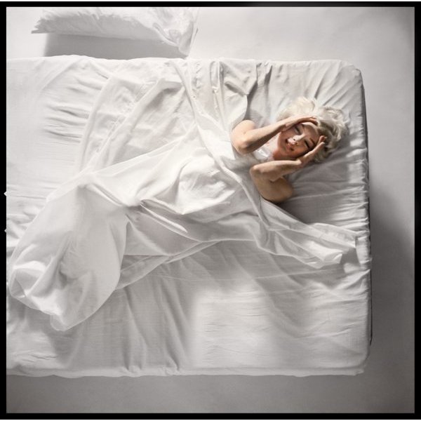 Marilyn Monroe hiding