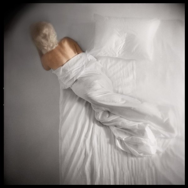 Marilyn hiding