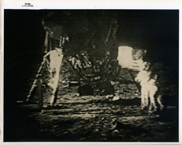 Extra Vehicular Activity Apollo 11, le 20 juillet 1969