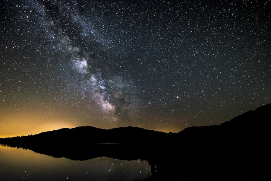 LES LUMIÈRES DE LA NUIT
